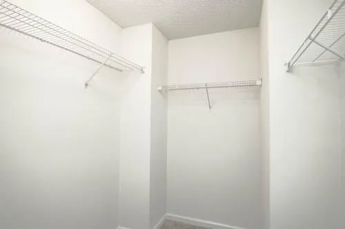 1094 Sugarcreek Way Riverdale, GA 30296