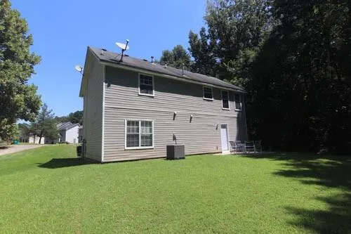 1094 Sugarcreek Way Riverdale, GA 30296