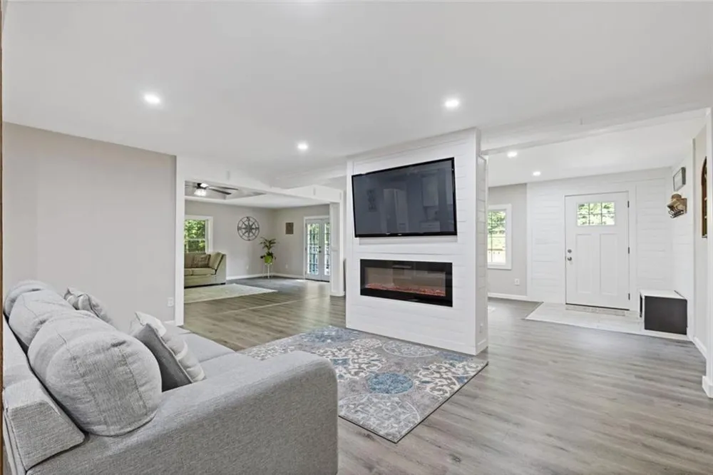 681 Pumpkinvine Road Acworth, GA 30101