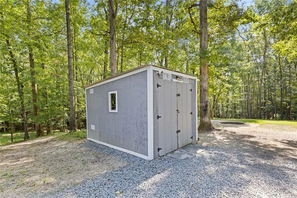681 Pumpkinvine Road Acworth, GA 30101