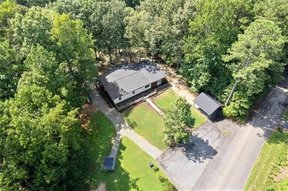 681 Pumpkinvine Road Acworth, GA 30101