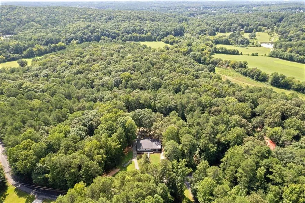 681 Pumpkinvine Road Acworth, GA 30101