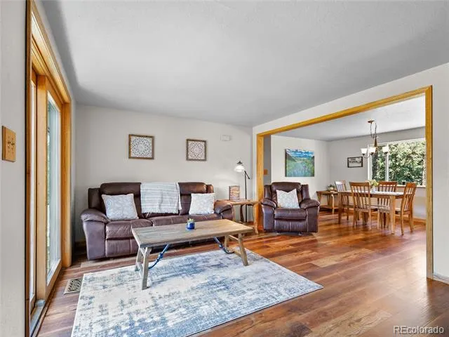 1044 S Grapevine Road Golden, CO 80401