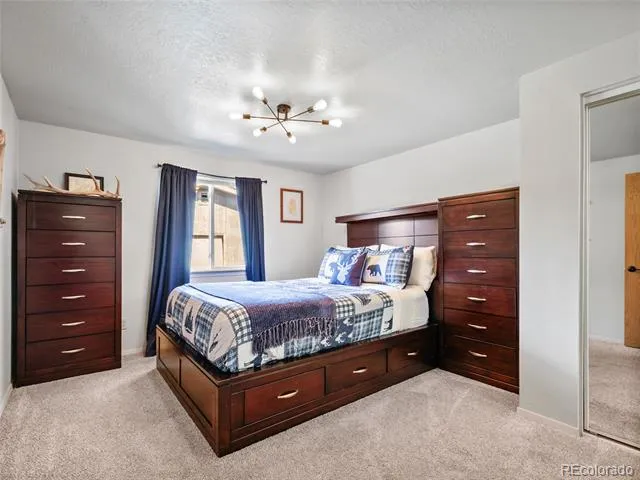 1044 S Grapevine Road Golden, CO 80401