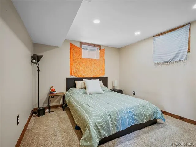 1044 S Grapevine Road Golden, CO 80401