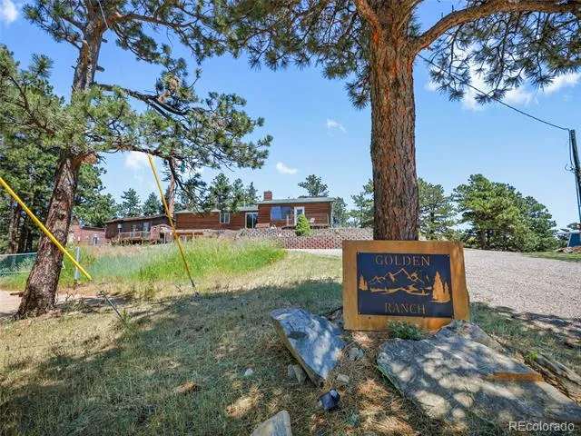 1044 S Grapevine Road Golden, CO 80401