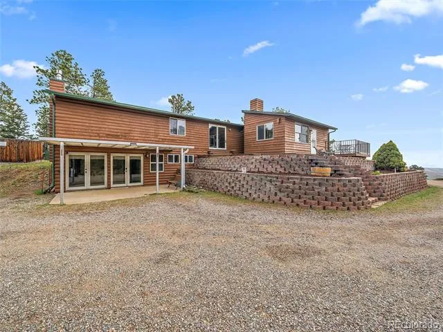 1044 S Grapevine Road Golden, CO 80401