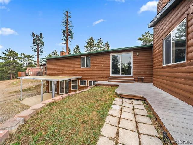 1044 S Grapevine Road Golden, CO 80401