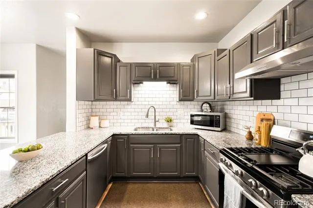 16518 W 13th Lane Golden, CO 80401
