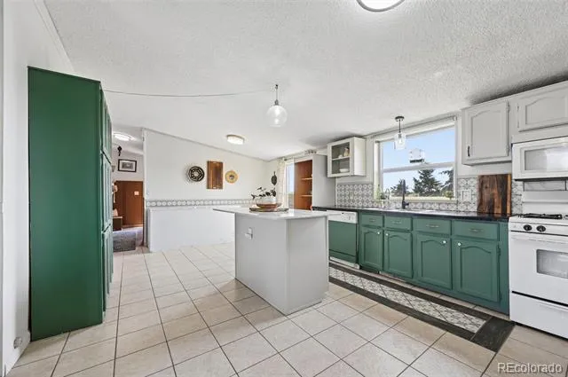1350 Antelope Drive Calhan, CO 80808