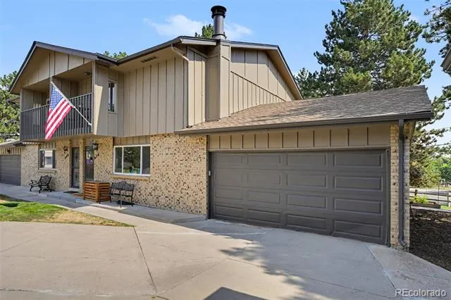 986 Welch Court Golden, CO 80401