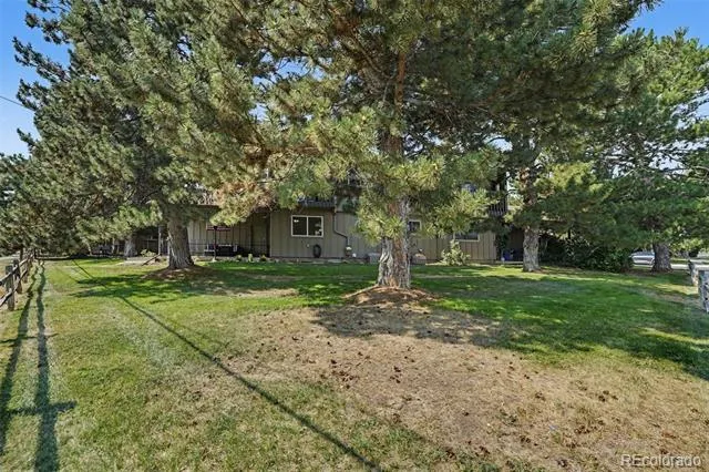 986 Welch Court Golden, CO 80401