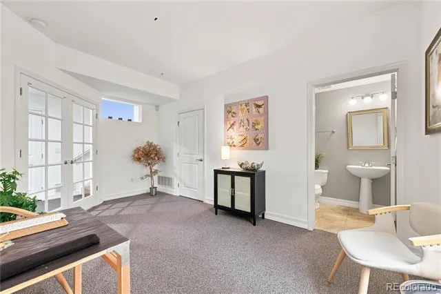 2932 E 17th Avenue Denver, CO 80206