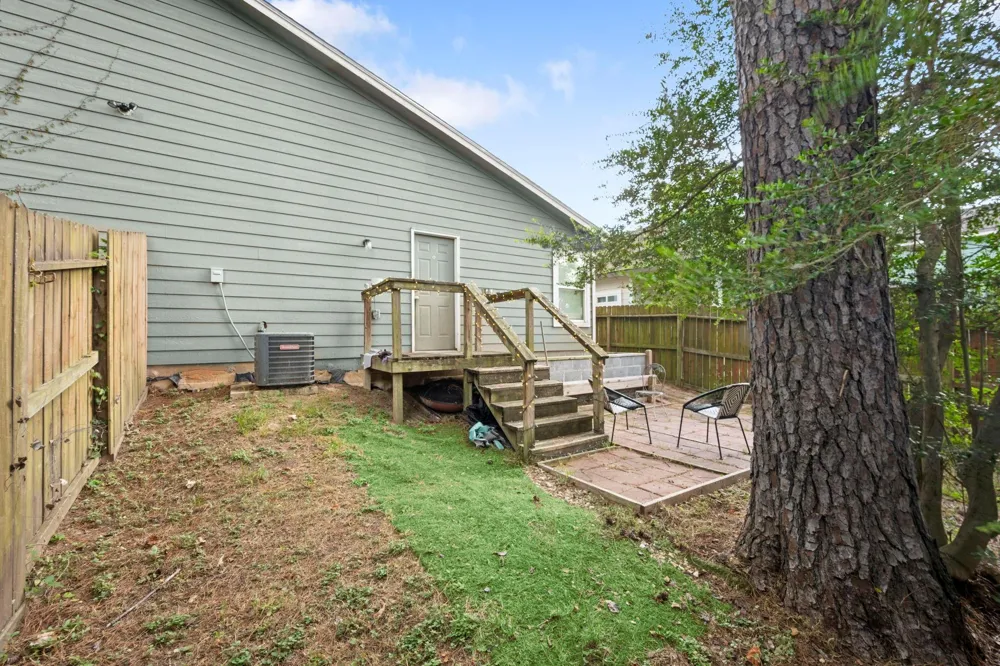 16807 Crestmont Montgomery, TX 77316