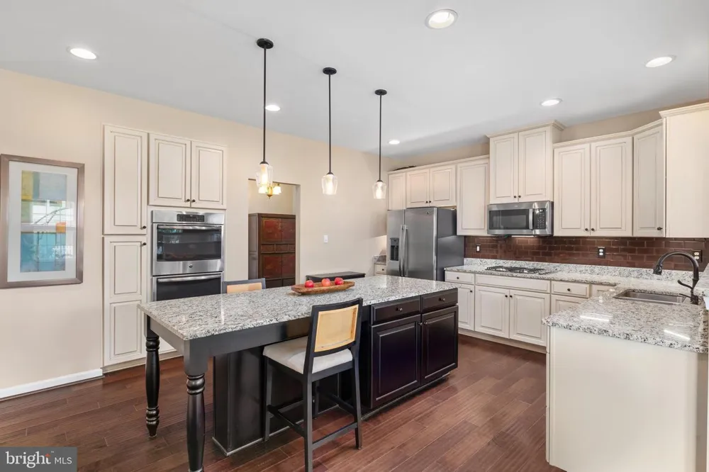 116 IRONWEED DRIVE Lake Frederick, VA 22630
