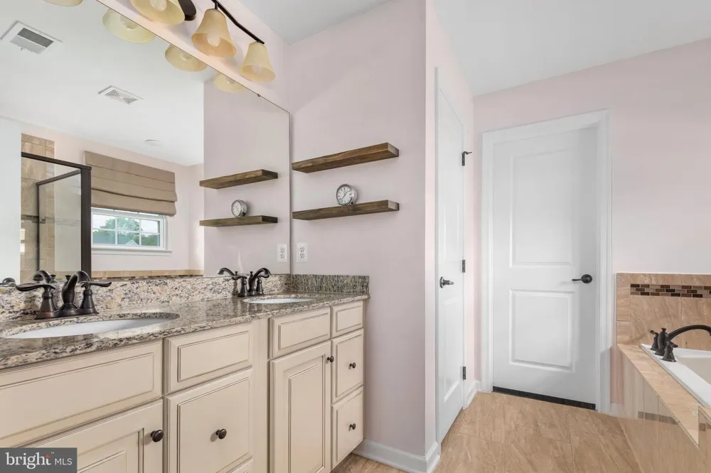 116 IRONWEED DRIVE Lake Frederick, VA 22630