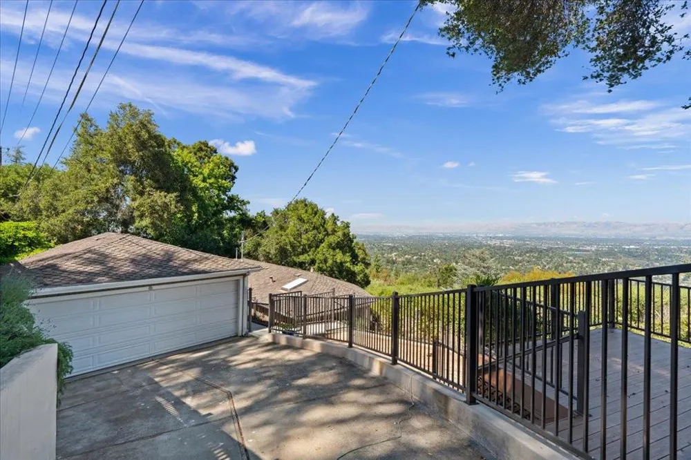 16900 Sheldon Road Los Gatos, CA 95030
