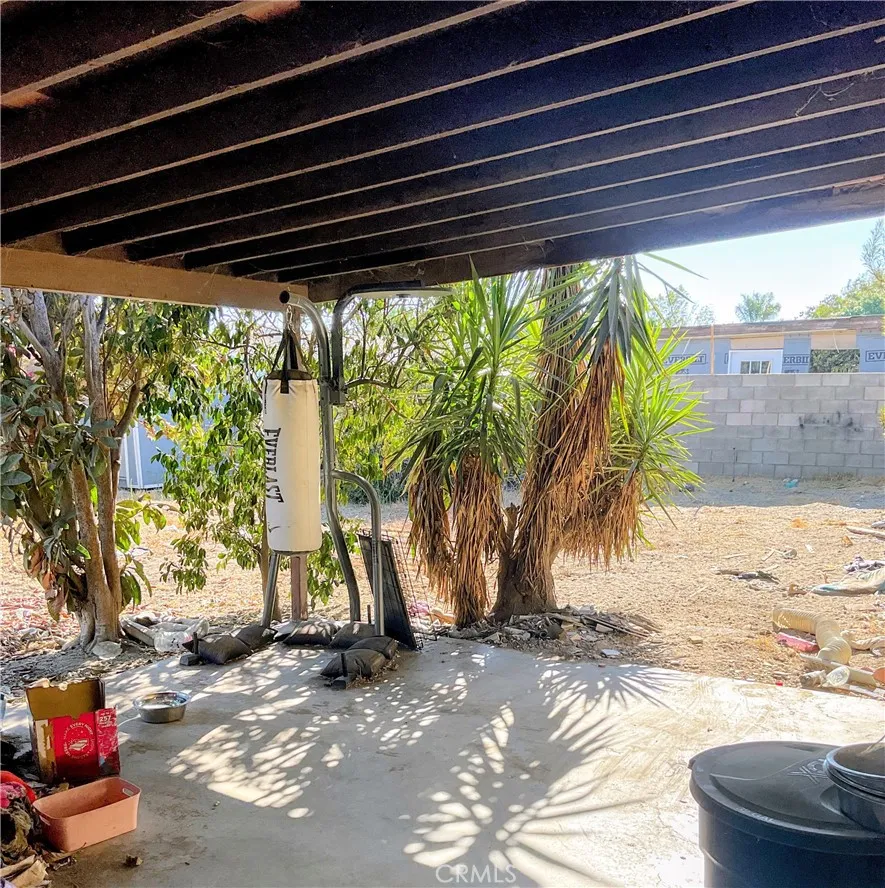 17669 Pinedale Fontana, CA 92335