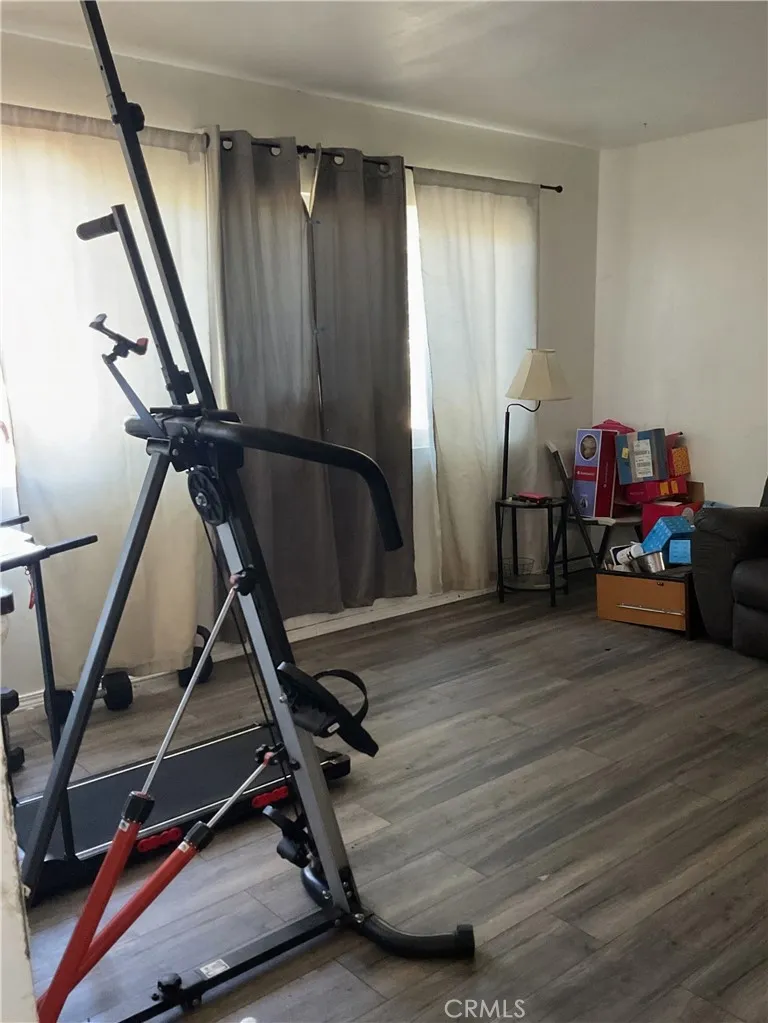 17669 Pinedale Fontana, CA 92335