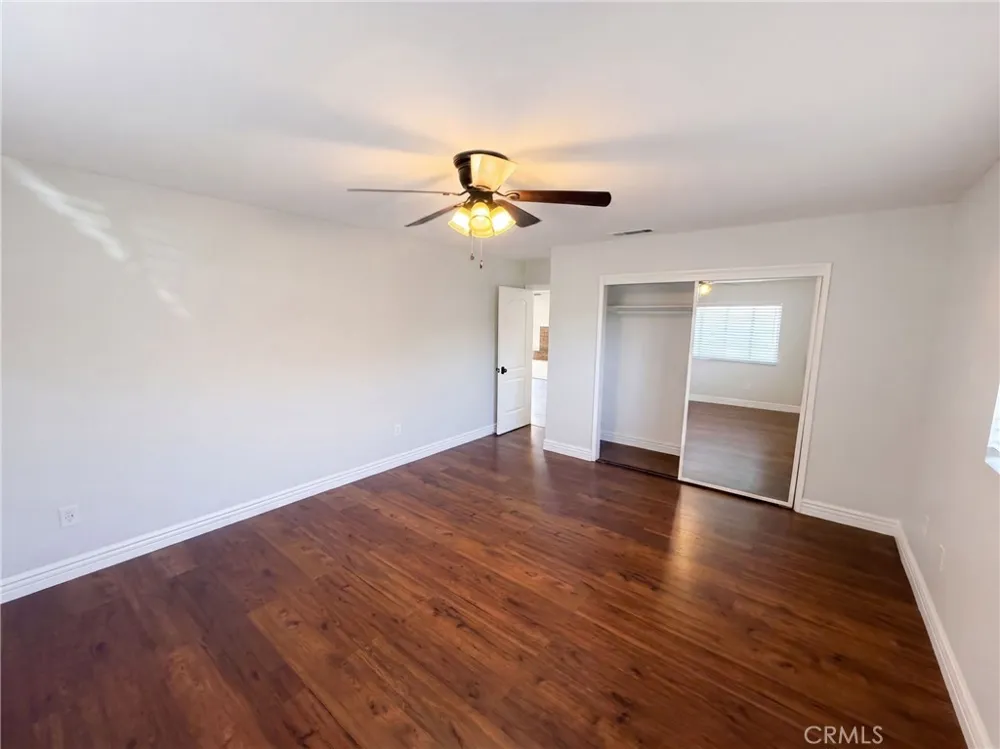 4380 Flightwood Hemet, CA 92544