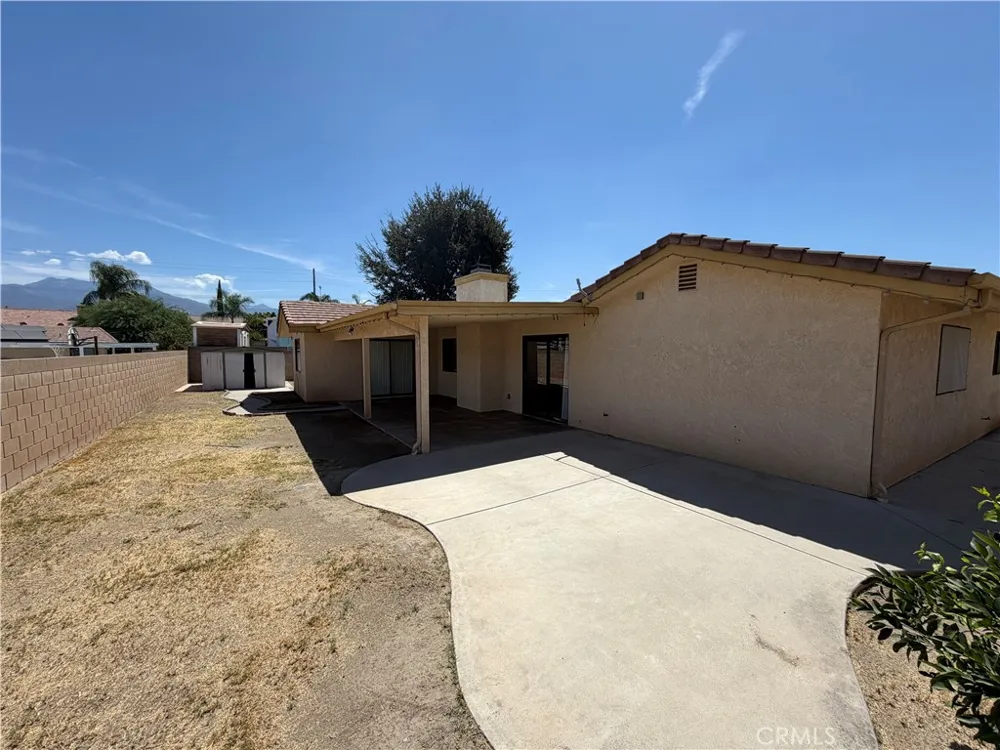 4380 Flightwood Hemet, CA 92544