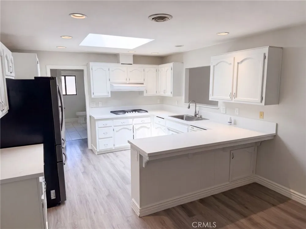 4380 Flightwood Hemet, CA 92544