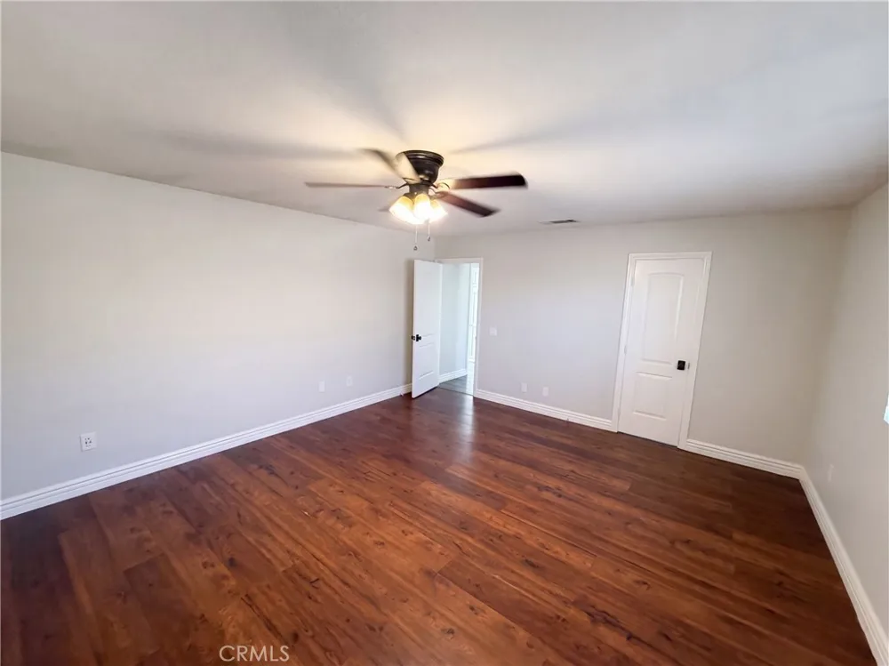 4380 Flightwood Hemet, CA 92544