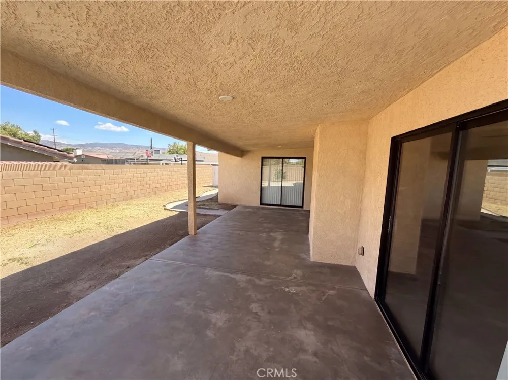 4380 Flightwood Hemet, CA 92544