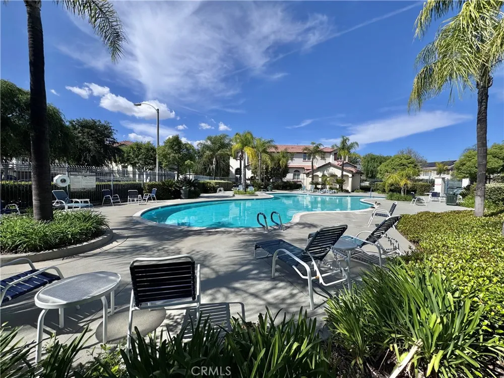 33700 Willow Haven Murrieta, CA 92563