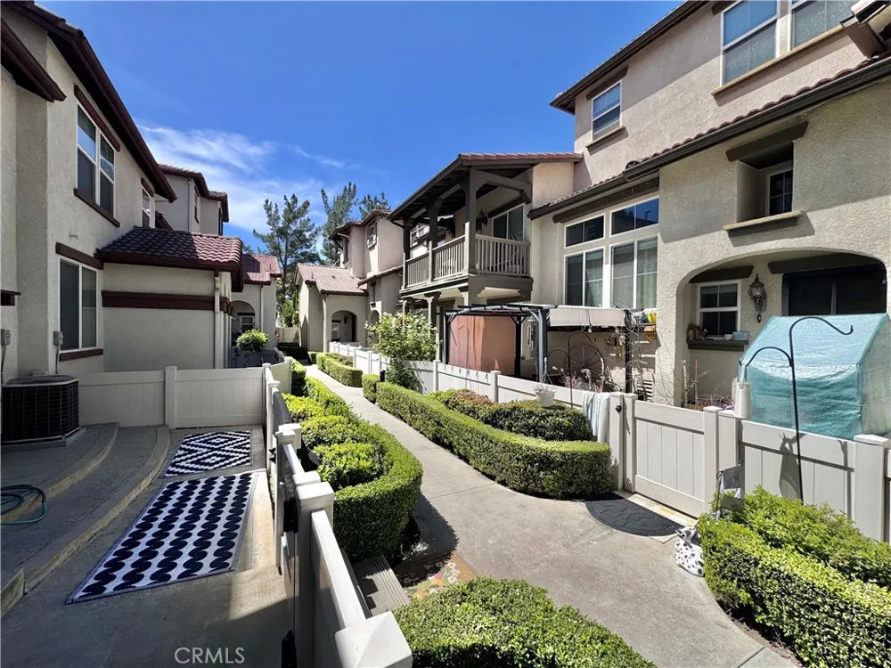 33700 Willow Haven Murrieta, CA 92563