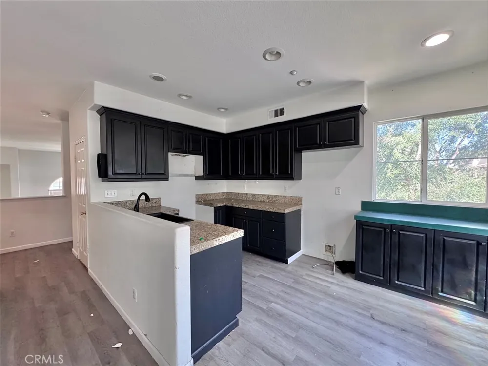 33700 Willow Haven Murrieta, CA 92563