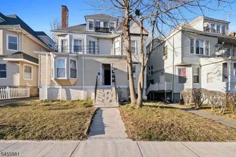 61 Washington Ter