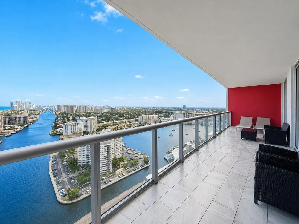 2600 E Hallandale Beach Blvd #T3203 Hallandale Beach, FL 33009