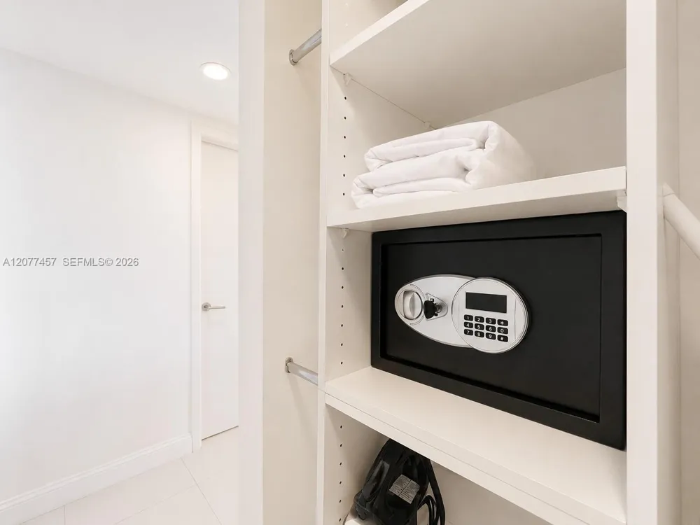 2600 E Hallandale Beach Blvd #T3203 Hallandale Beach, FL 33009