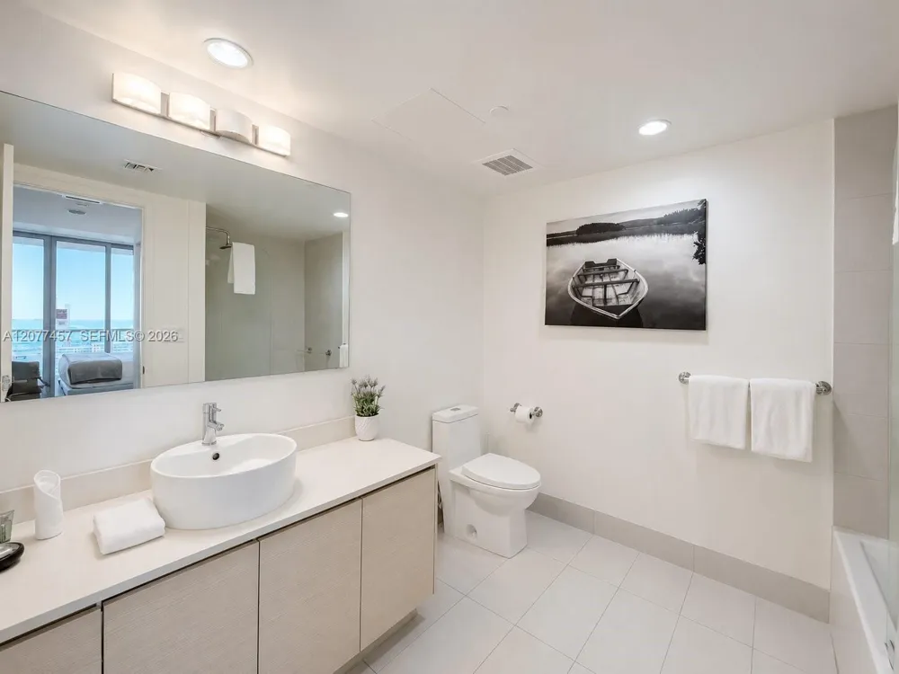 2600 E Hallandale Beach Blvd #T3203 Hallandale Beach, FL 33009