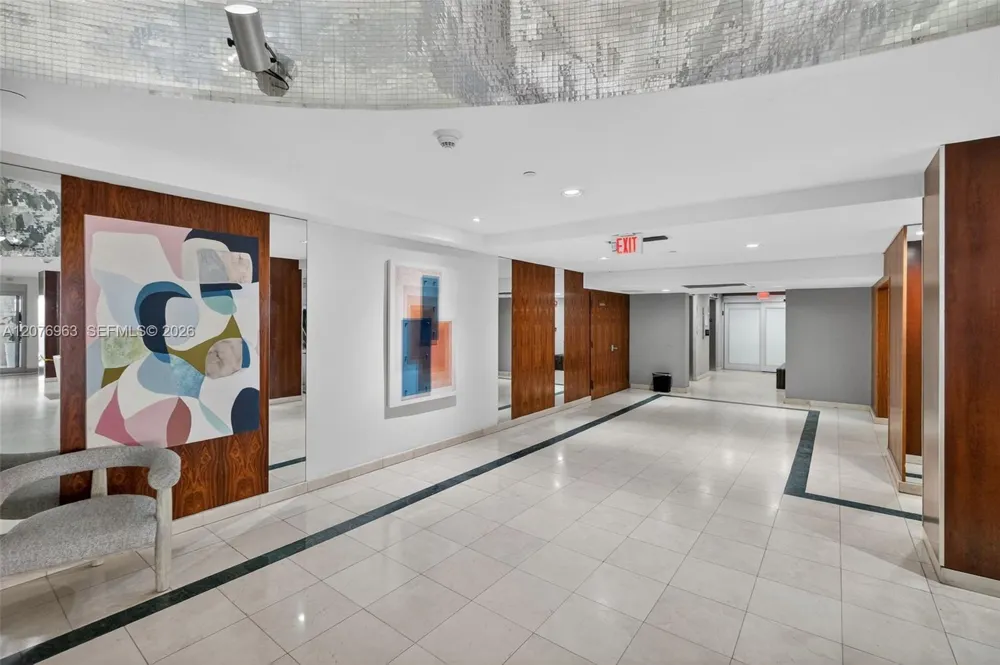 2655 Collins Ave #00 Miami Beach, FL 33140