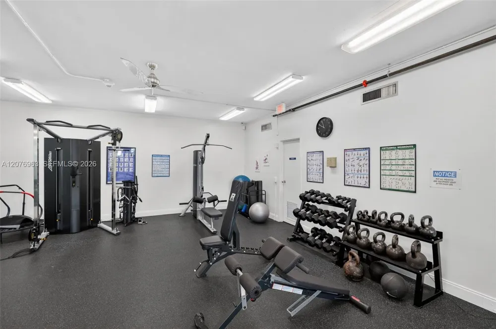 2655 Collins Ave #00 Miami Beach, FL 33140