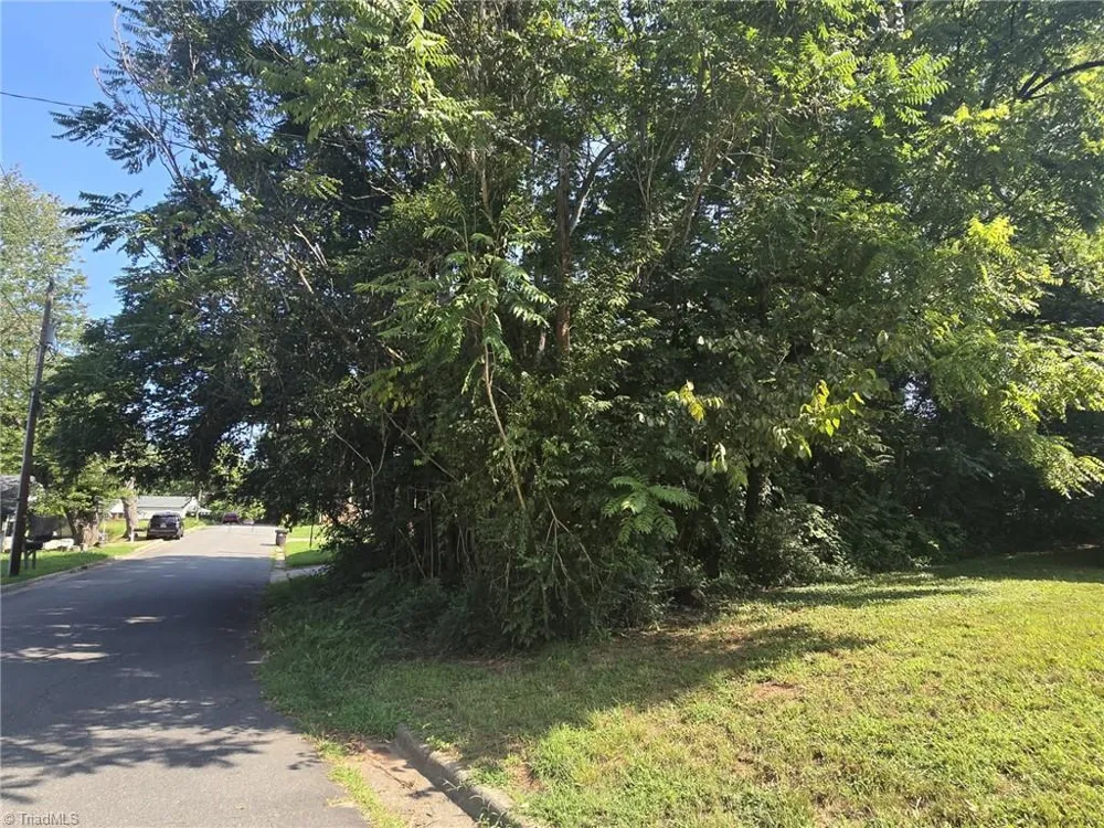 635 Glenbrook Drive Winston-Salem, NC 27101