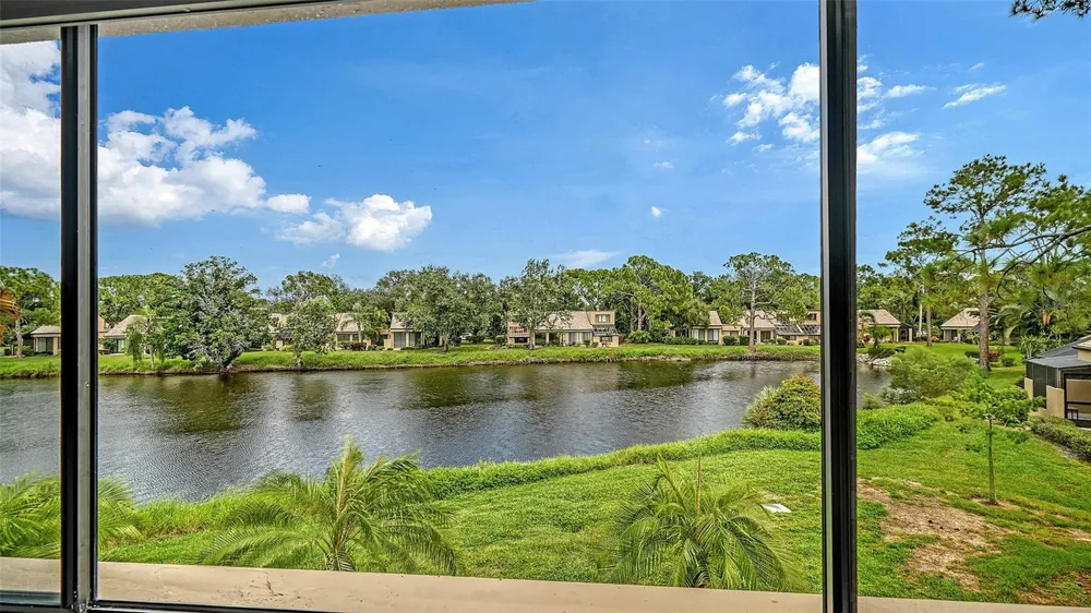5315 MYRTLE #46 Sarasota, FL 34235