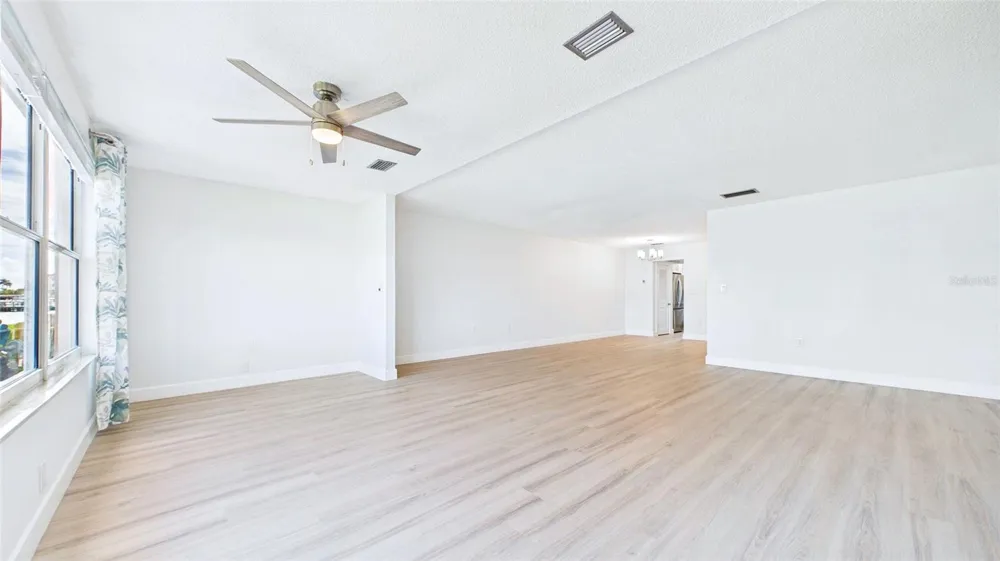 6025 SHORE BOULEVARD S #111 Gulfport, FL 33707