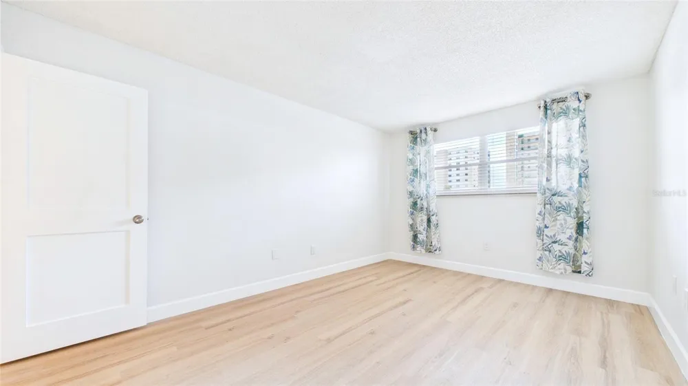 6025 SHORE BOULEVARD S #111 Gulfport, FL 33707