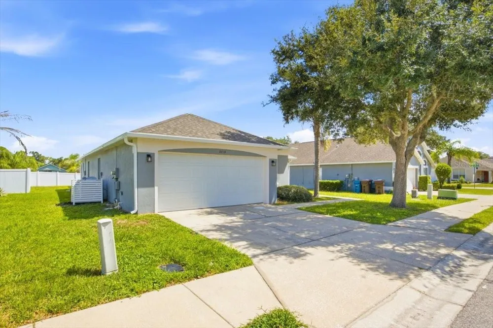 2712 KOKOMO LOOP Haines City, FL 33844
