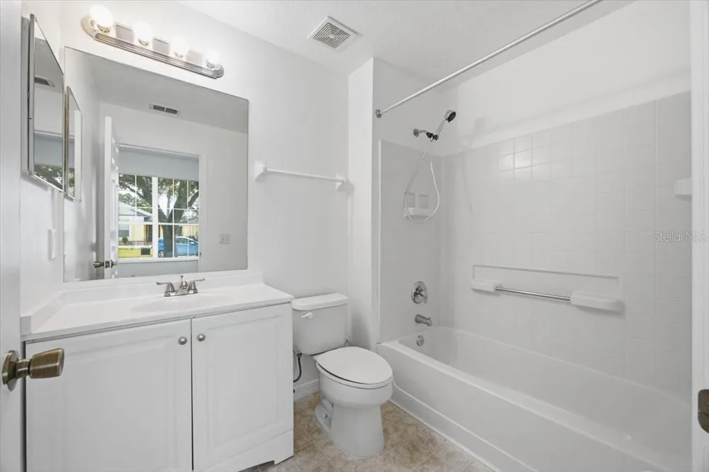 2712 KOKOMO LOOP Haines City, FL 33844