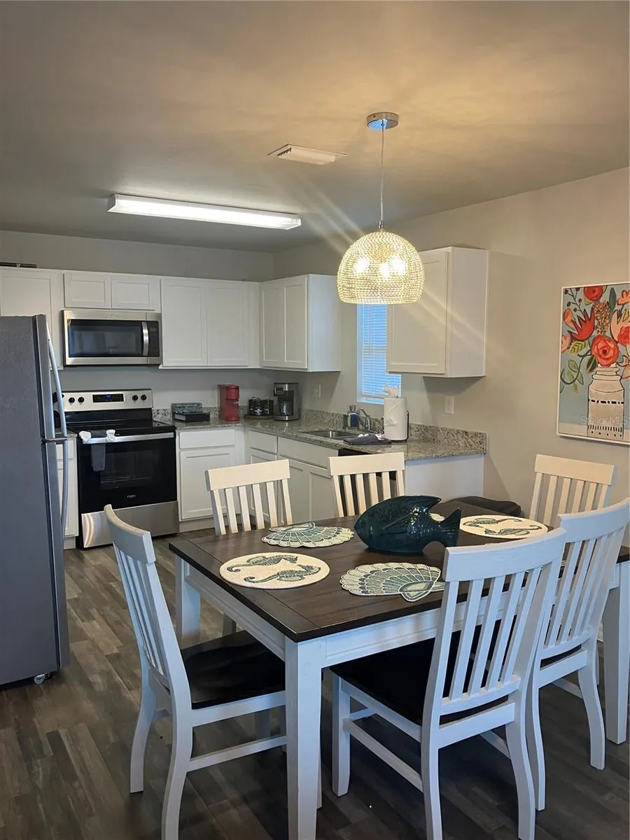 4109 NE 20TH PLACE Cape Coral, FL 33909