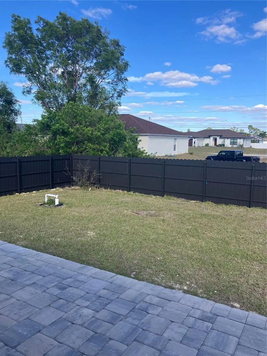 4109 NE 20TH PLACE Cape Coral, FL 33909