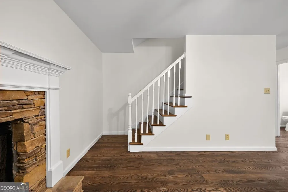 79 Thomas Crossing DR Newnan, GA 30265