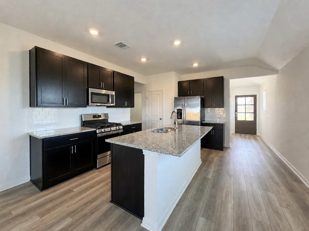 166 Jake Pine Drive Buda, TX 78610