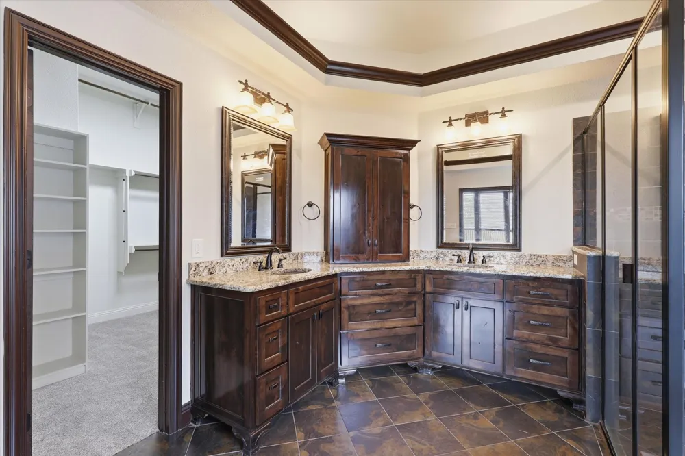 715 La Paloma Road Sanger, TX 76266