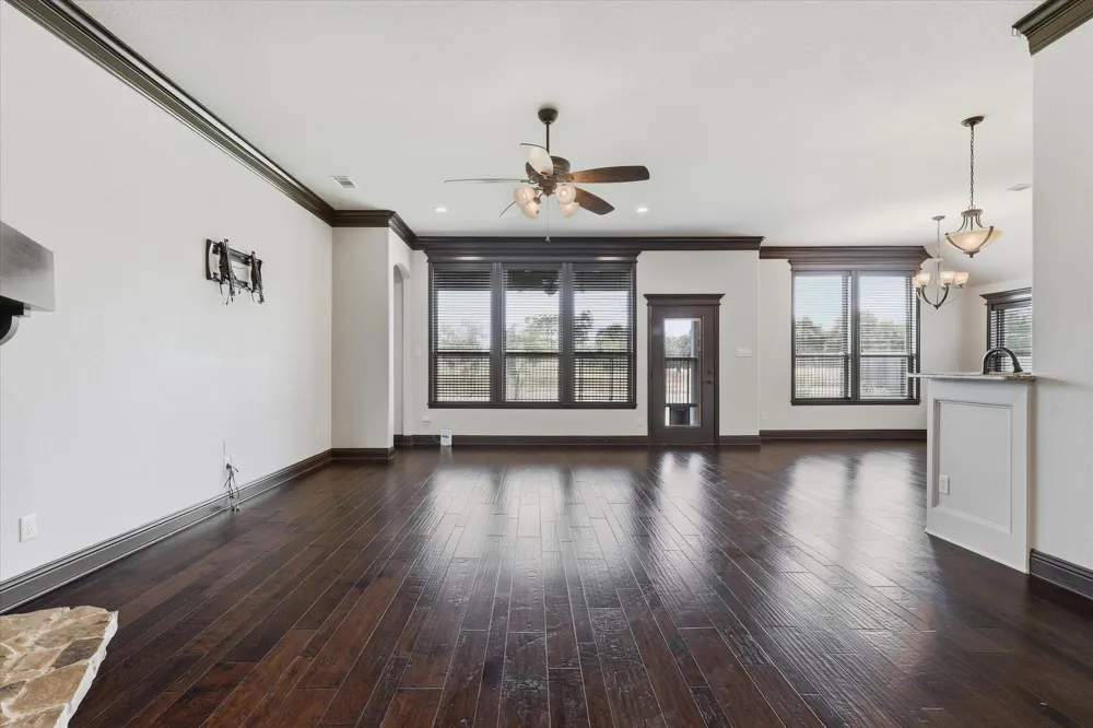 715 La Paloma Road Sanger, TX 76266