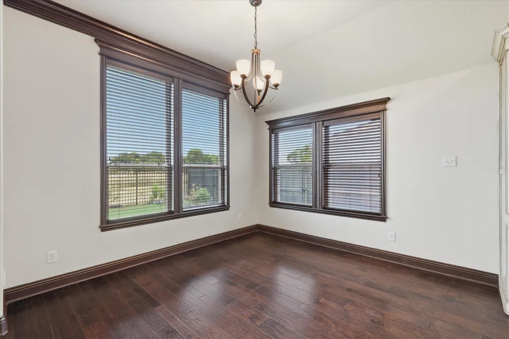 715 La Paloma Road Sanger, TX 76266